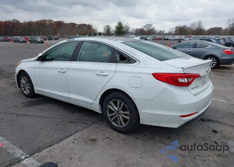 2015 Hyundai Sonata Se z USA, uszkodzony, nr VIN 5NPE24AF9FH049056